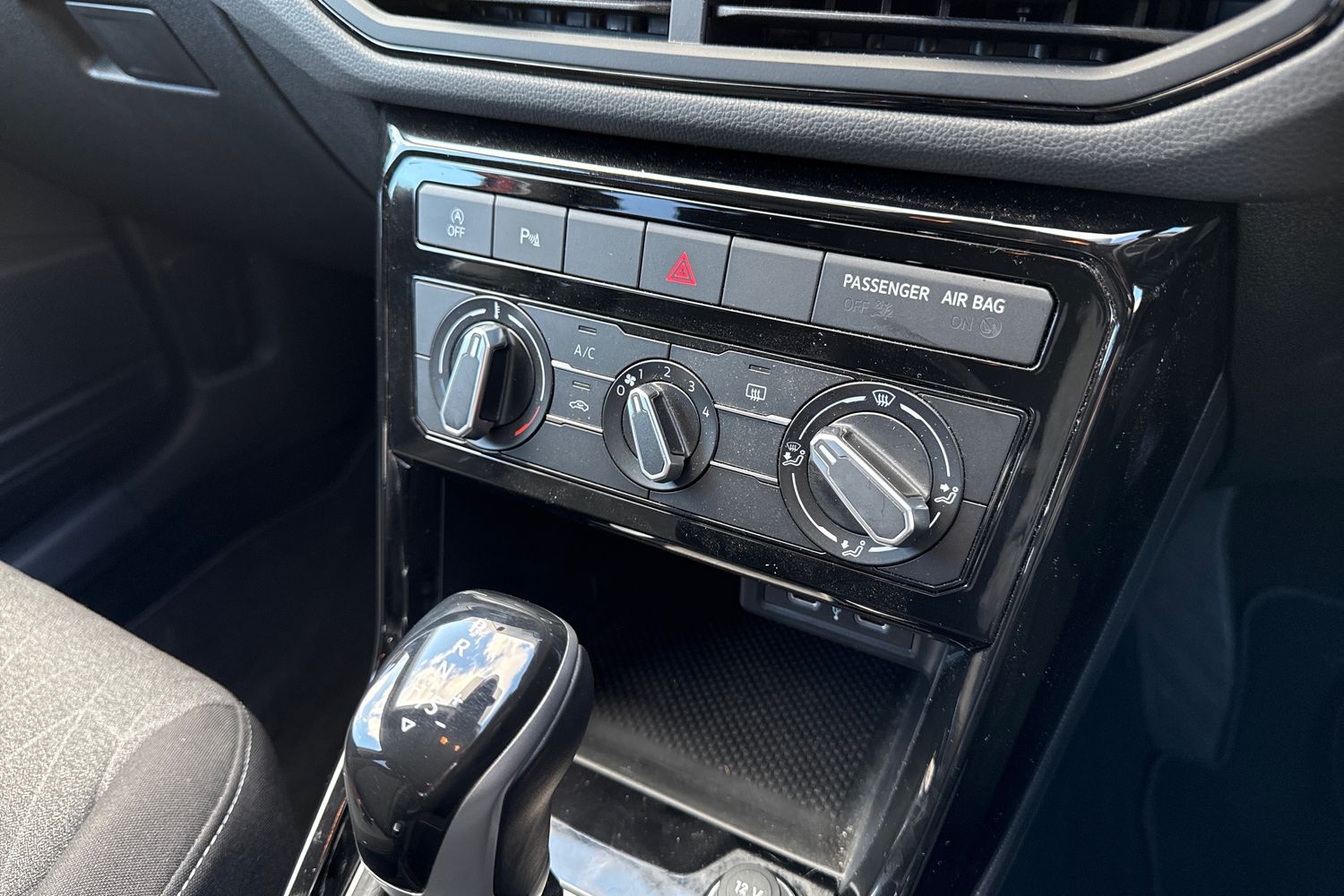 Used Volkswagen T-Cross 2024 for sale - 78133494: Photo 15