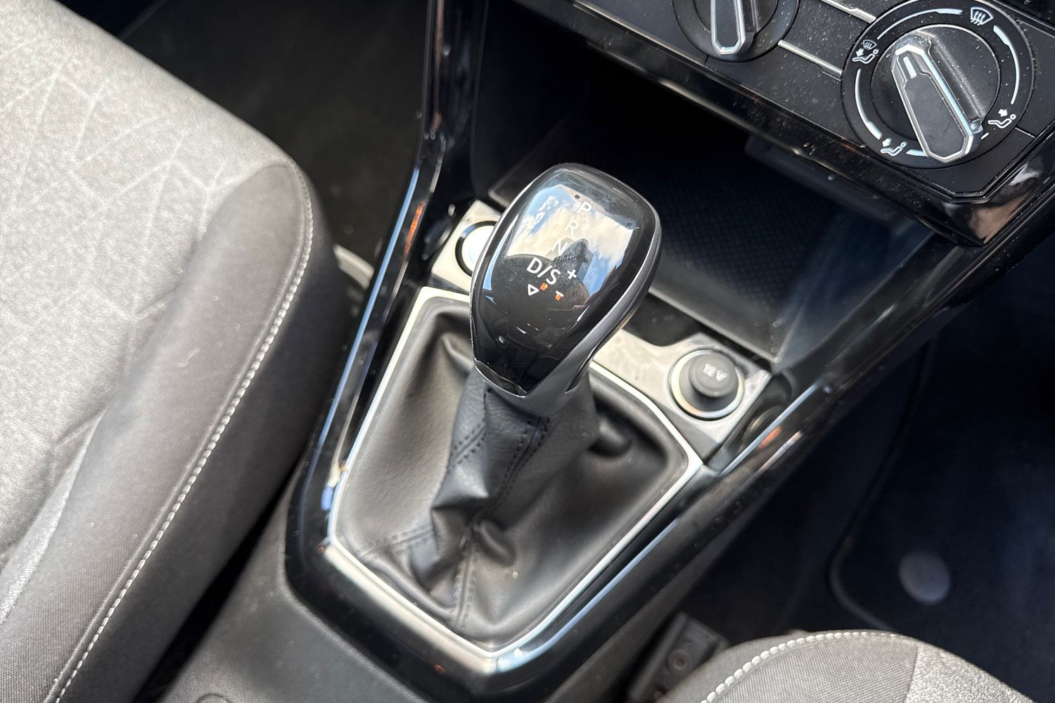 Used Volkswagen T-Cross 2024 for sale - 78133494: Photo 25