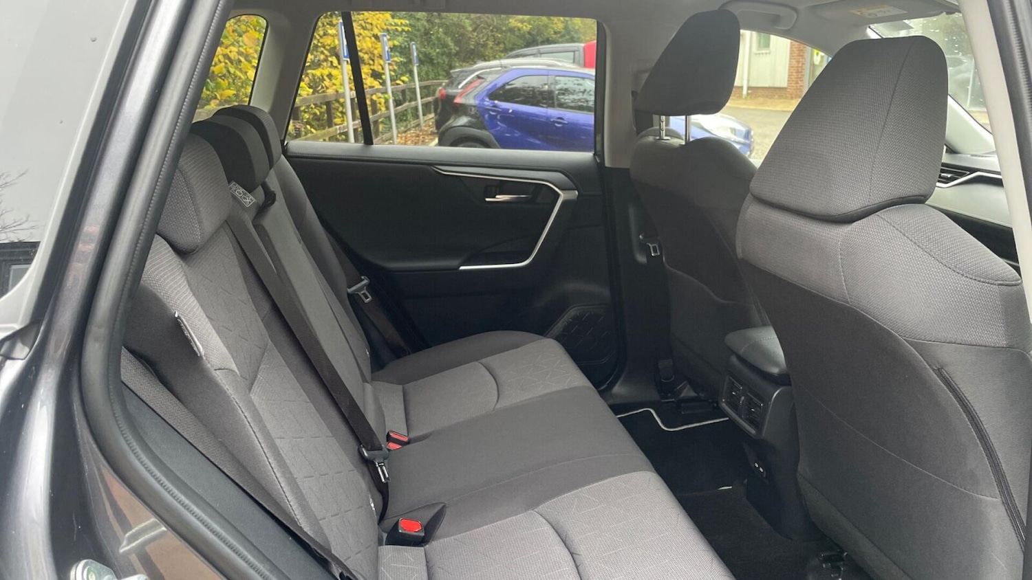 Used Toyota RAV4 2022 for sale - 76674320: Photo 14