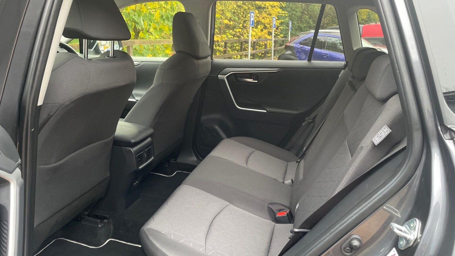 Used Toyota RAV4 2022 for sale - 76674320: Photo 15