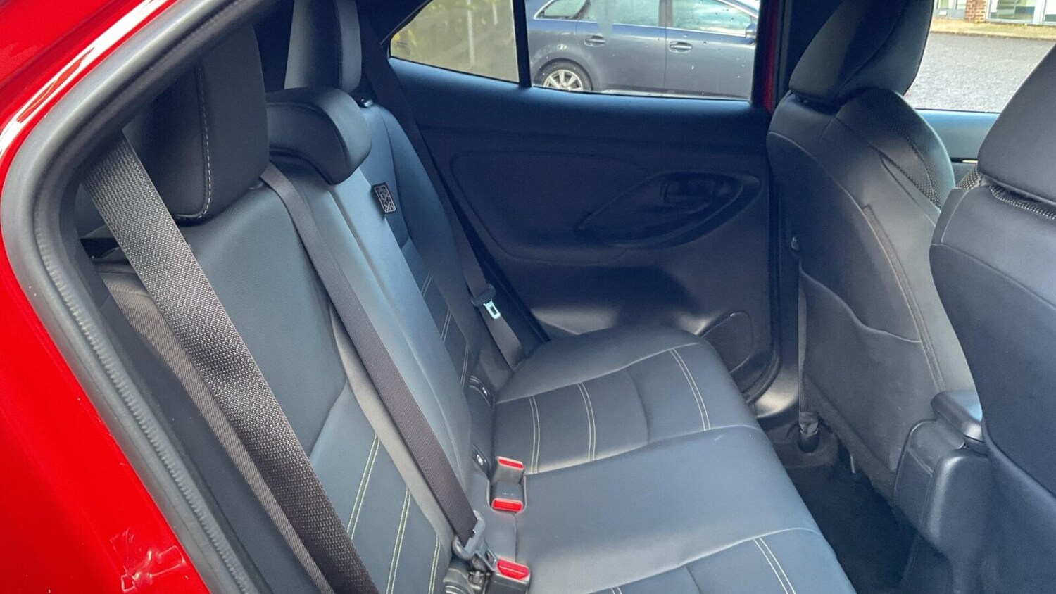 Used Toyota Yaris Cross 2022 for sale - 76674861: Photo 14