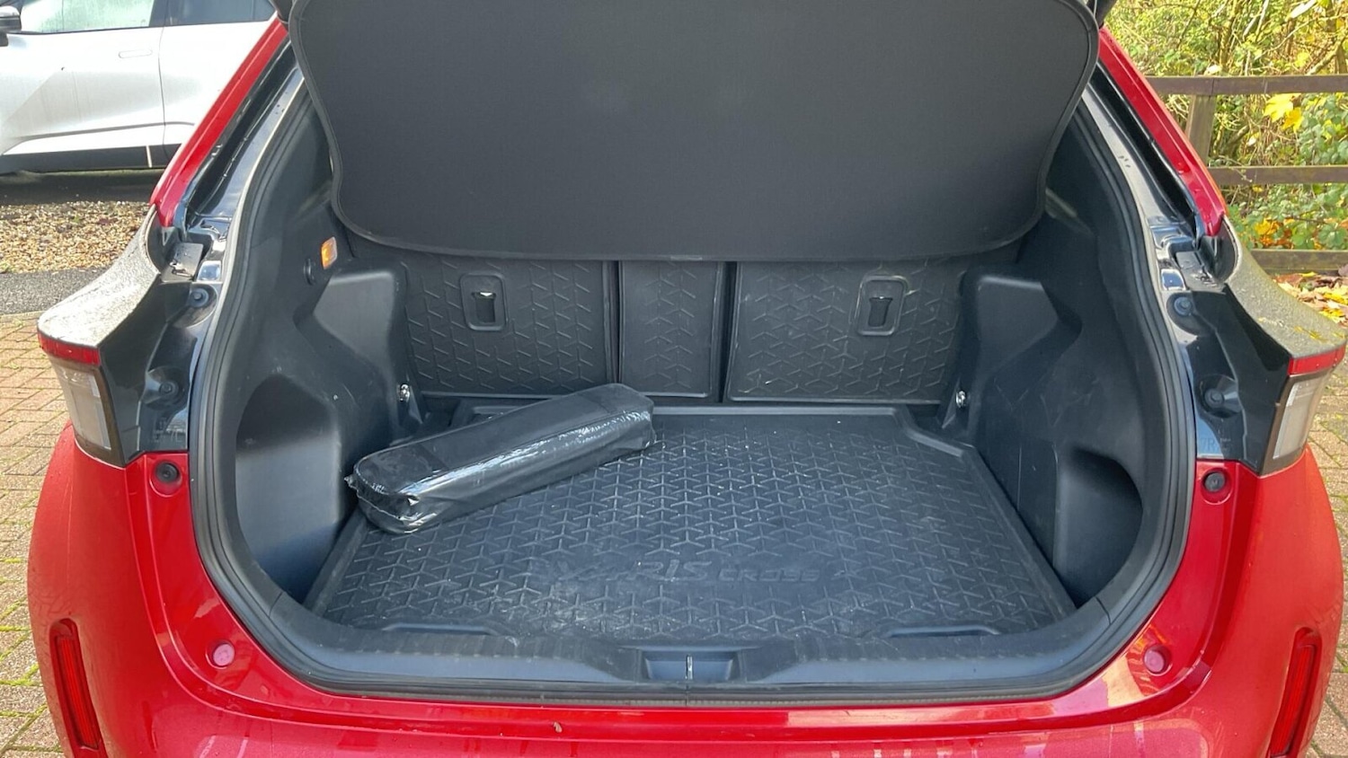 Used Toyota Yaris Cross 2022 for sale - 76674861: Photo 16