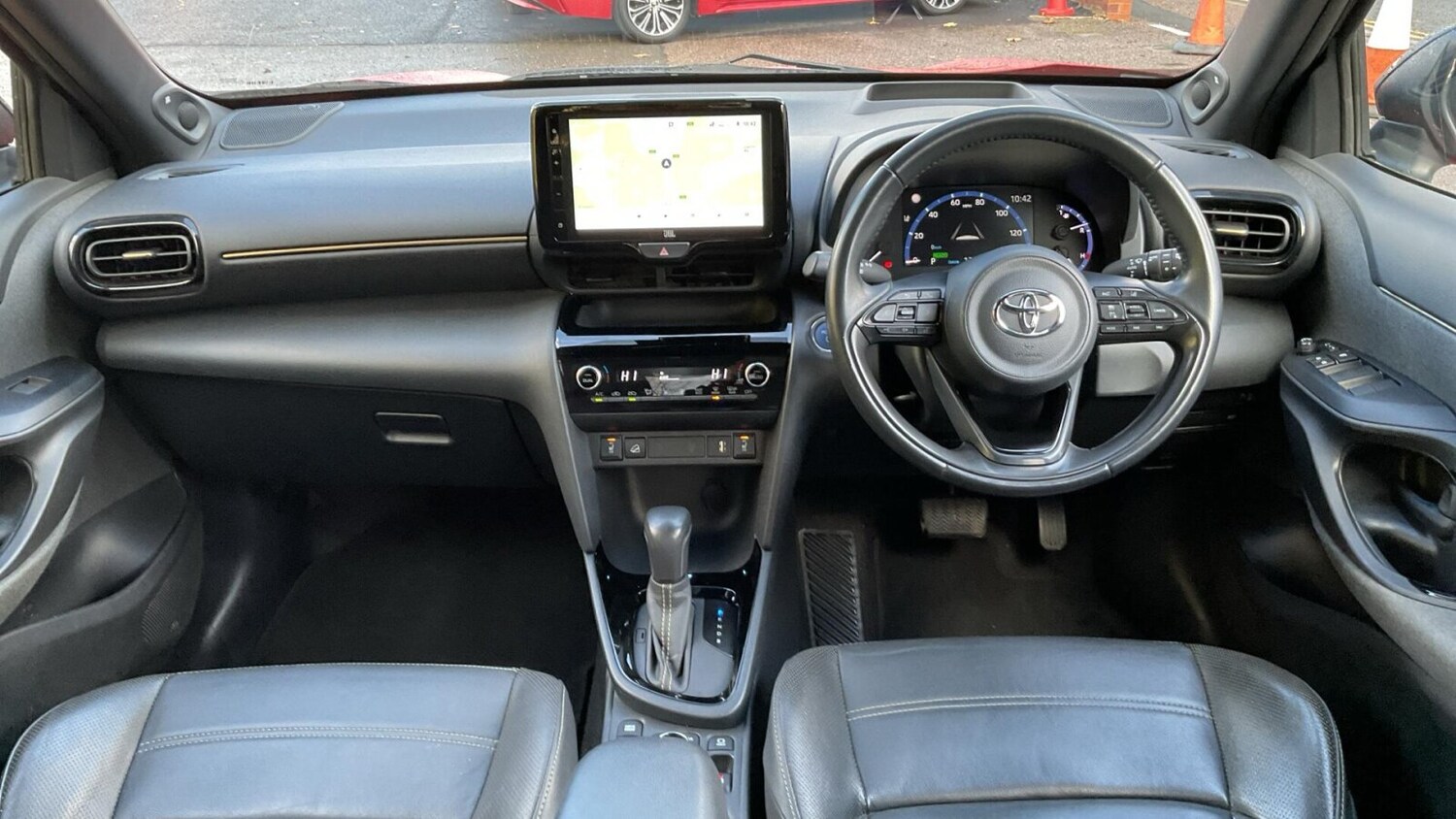 Used Toyota Yaris Cross 2022 for sale - 76674861: Photo 7