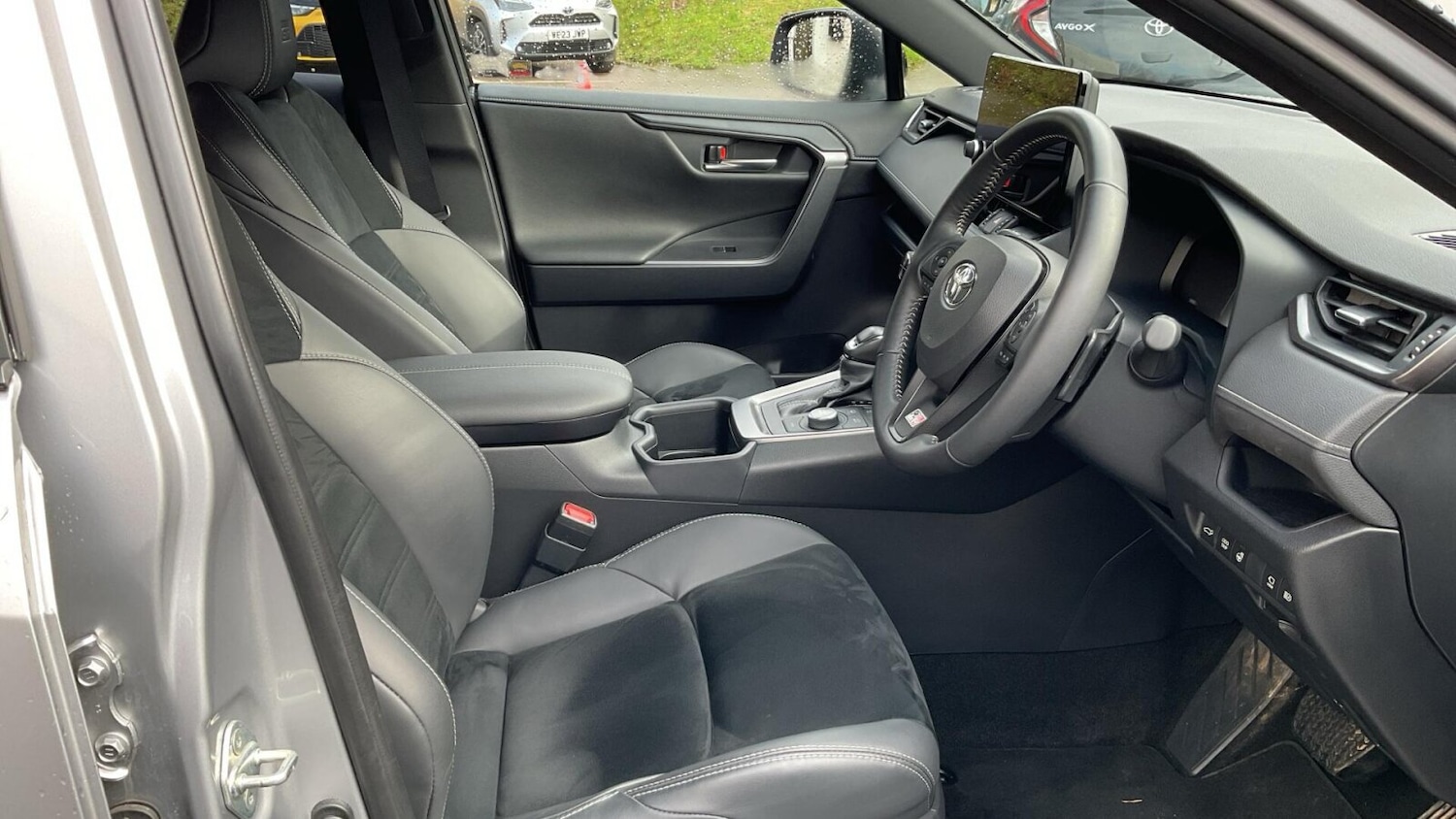 Used Toyota RAV4 2024 for sale - 77665568: Photo 11