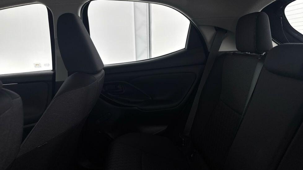 Used Toyota Yaris 2022 for sale - 77075368: Photo 21