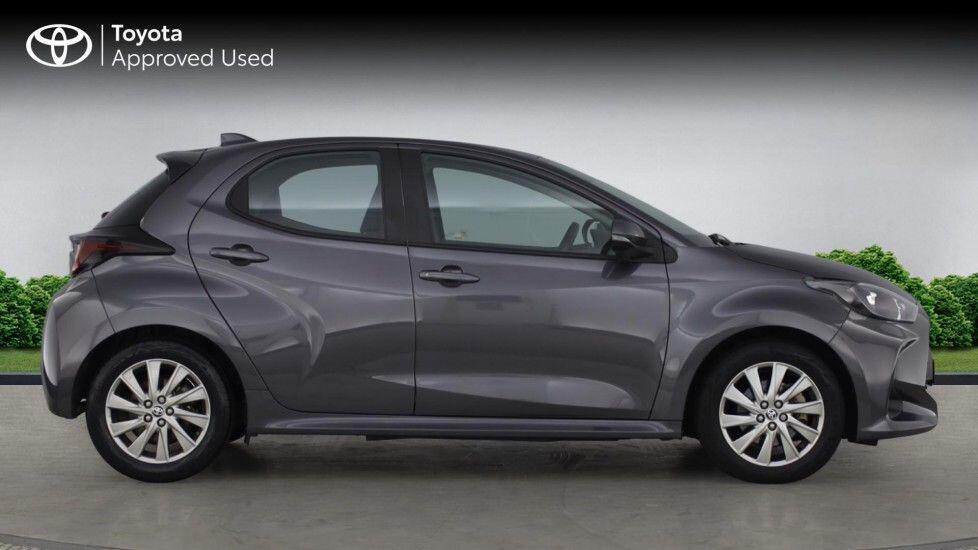 Used Toyota Yaris 2022 for sale - 77075368: Photo 9