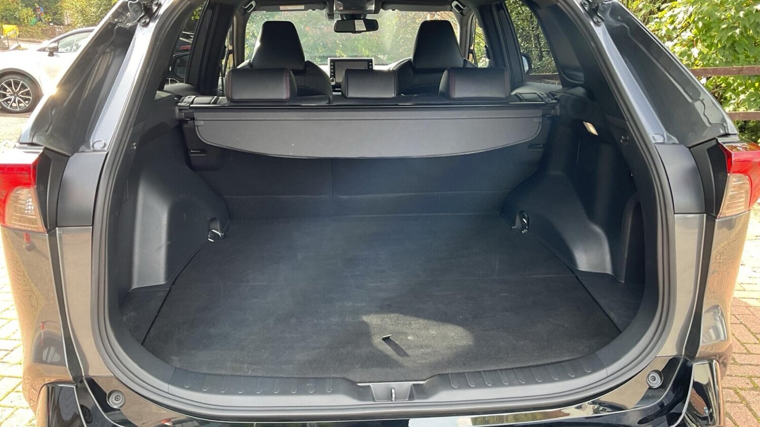 Used Toyota RAV4 2022 for sale - 76674897: Photo 16