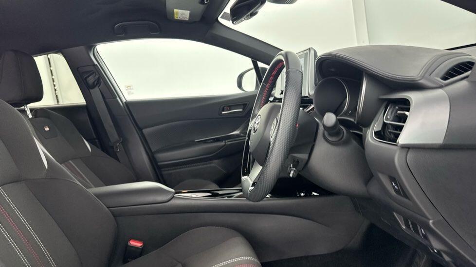 Used Toyota C-HR 2022 for sale - 77075350: Photo 12