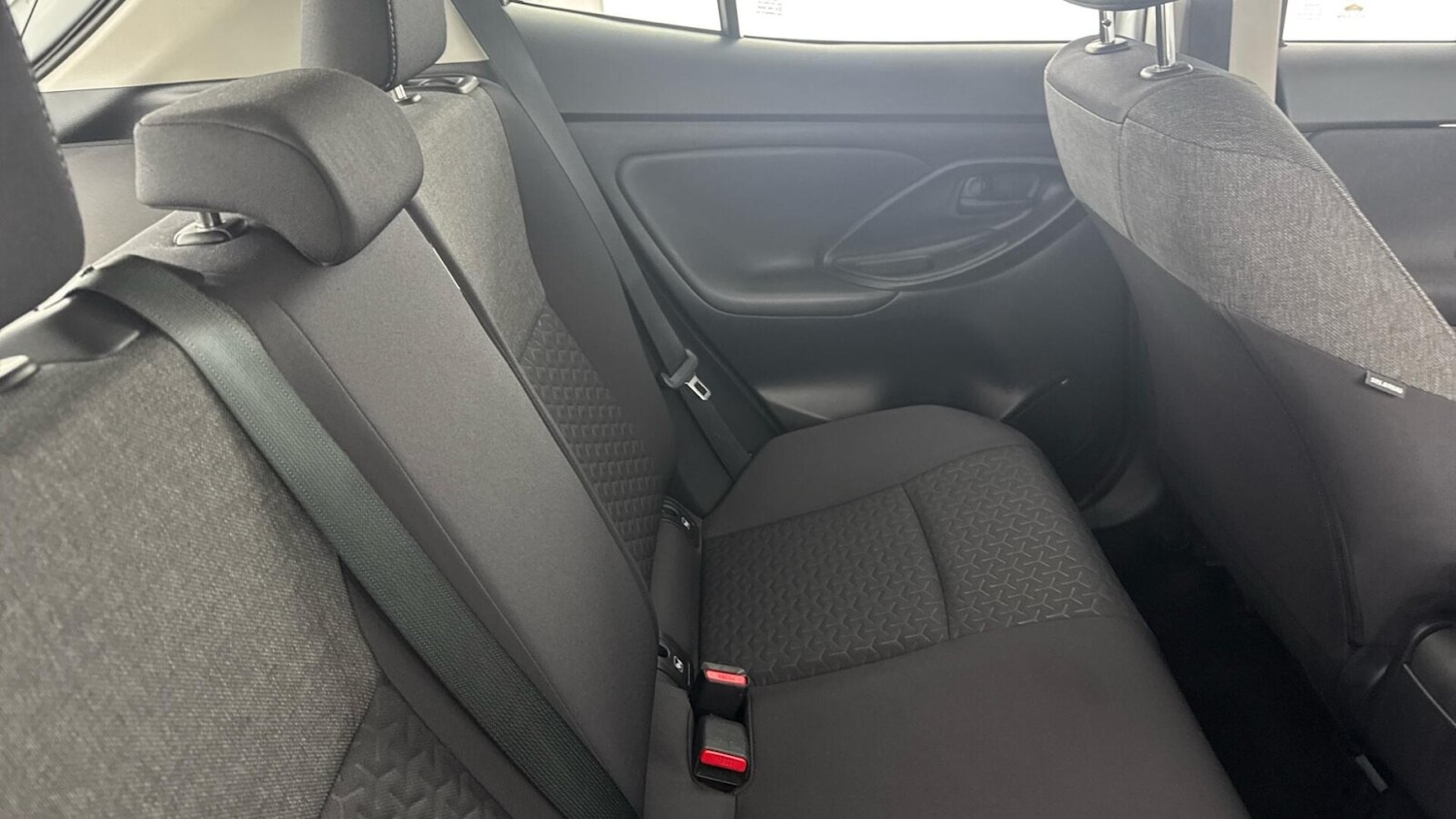 Used Toyota Yaris Cross 2022 for sale - 77381525: Photo 14