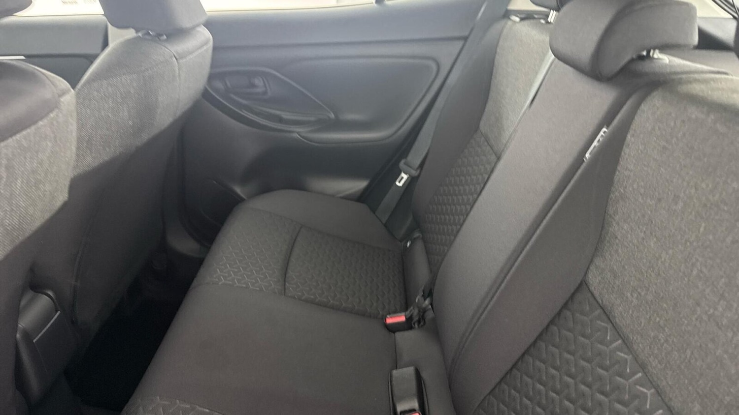 Used Toyota Yaris Cross 2022 for sale - 77381525: Photo 15