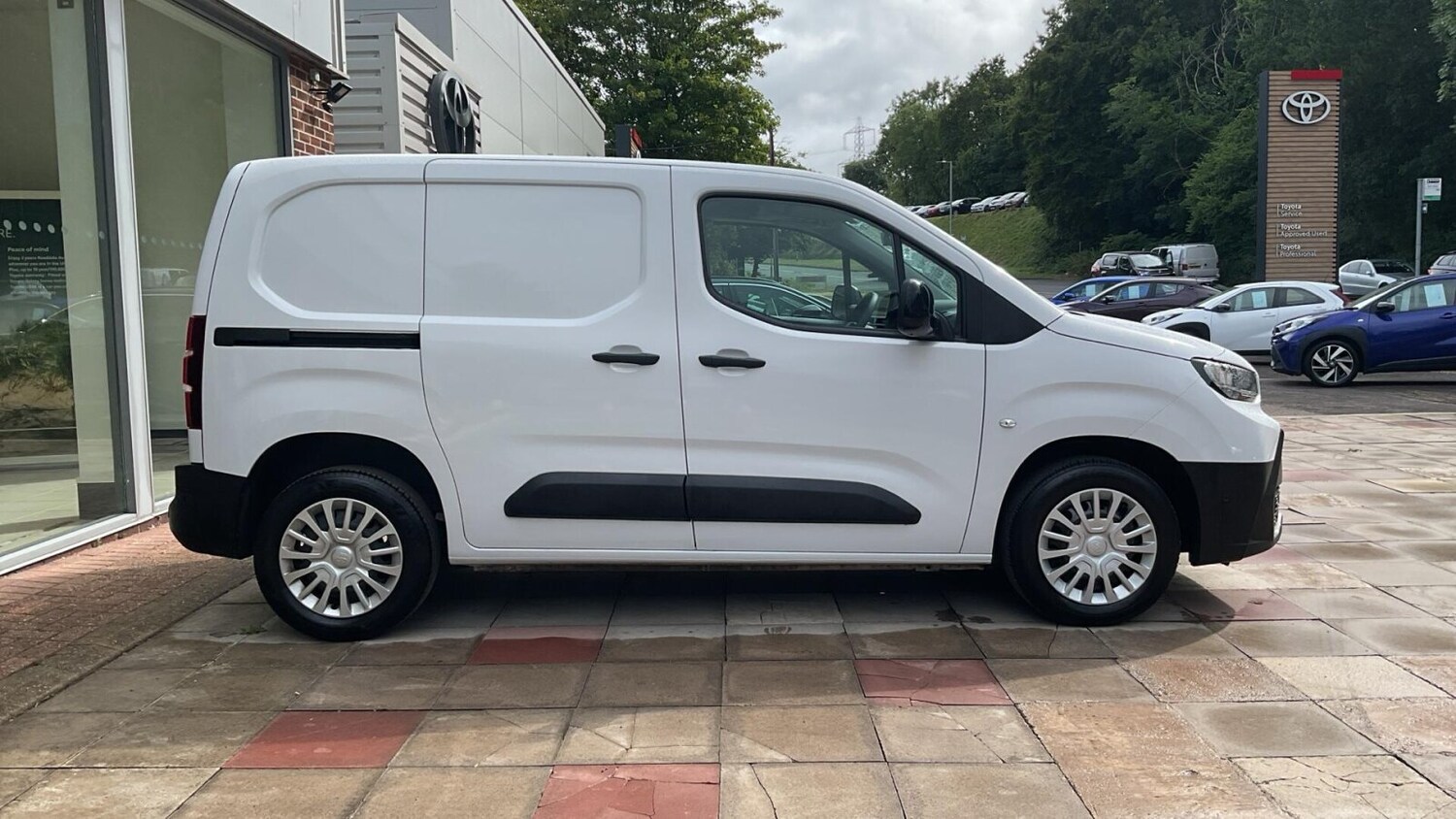 Used Toyota ProAce 2024 for sale - 76677289: Photo 16