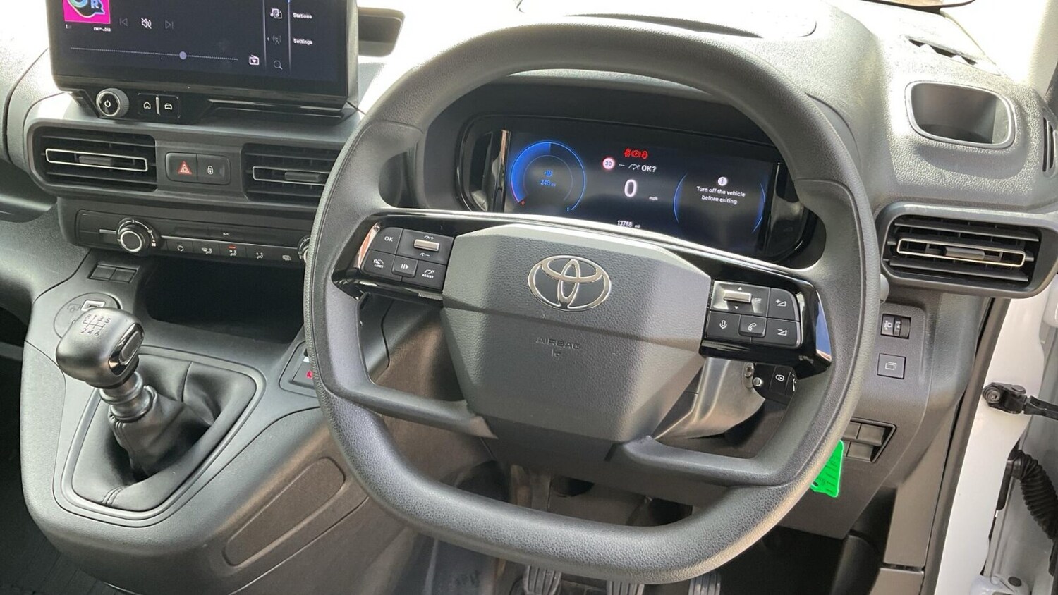 Used Toyota ProAce 2024 for sale - 76677289: Photo 8