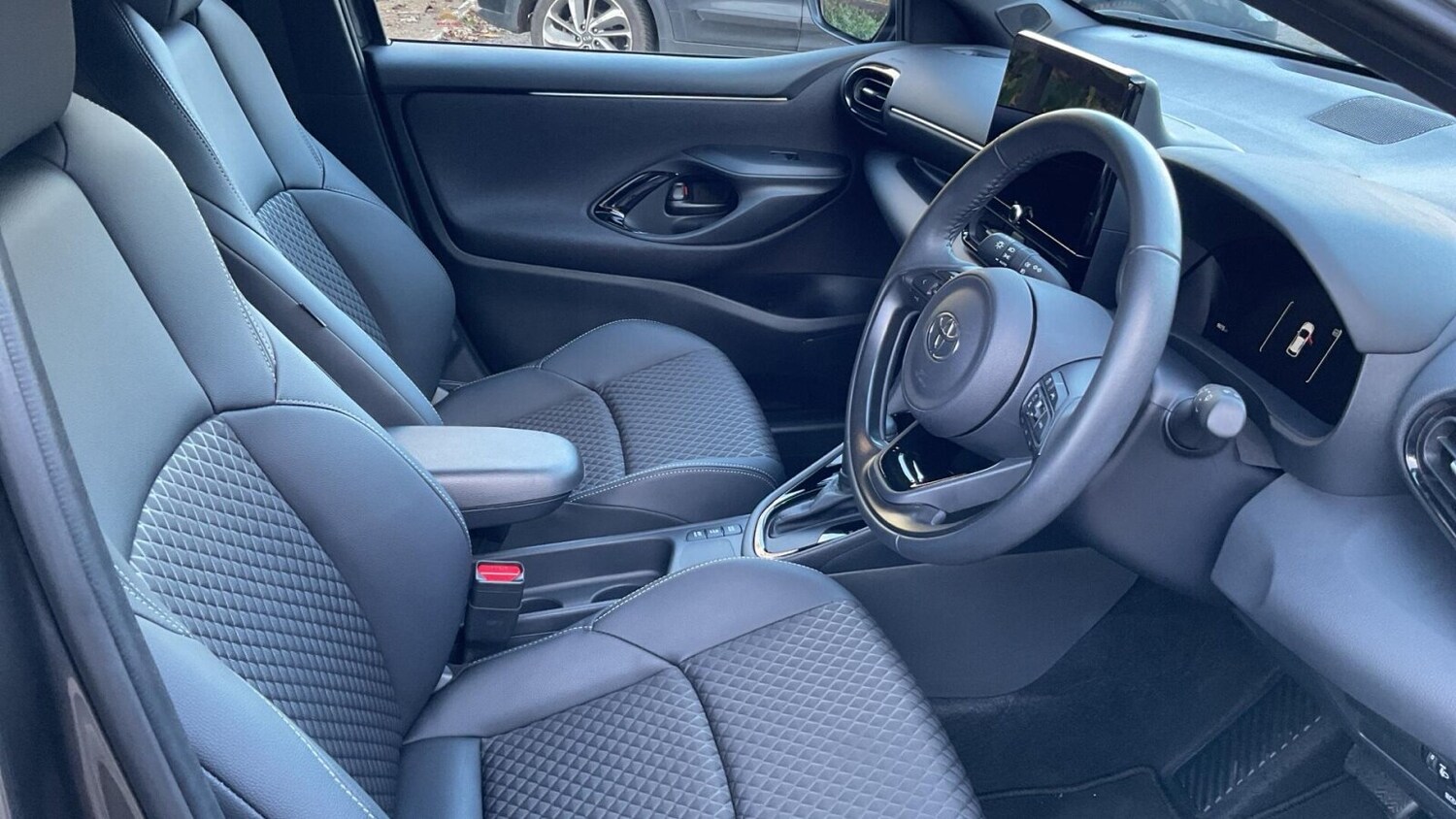 Used Toyota Yaris 2025 for sale - 76680598: Photo 13