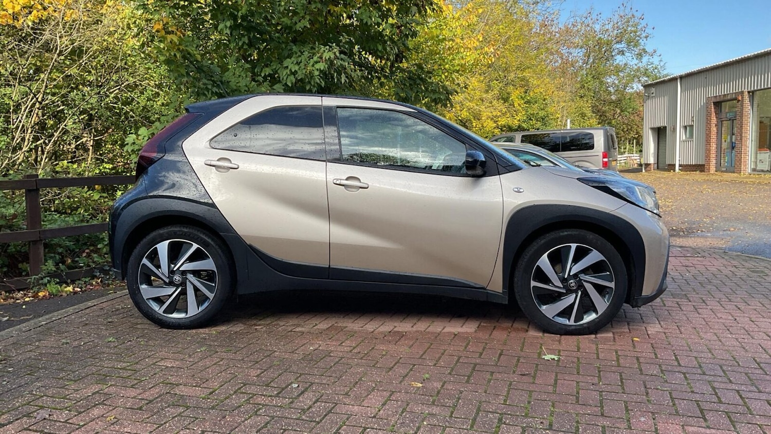 Used Toyota Aygo X 2022 for sale - 76674175: Photo 18