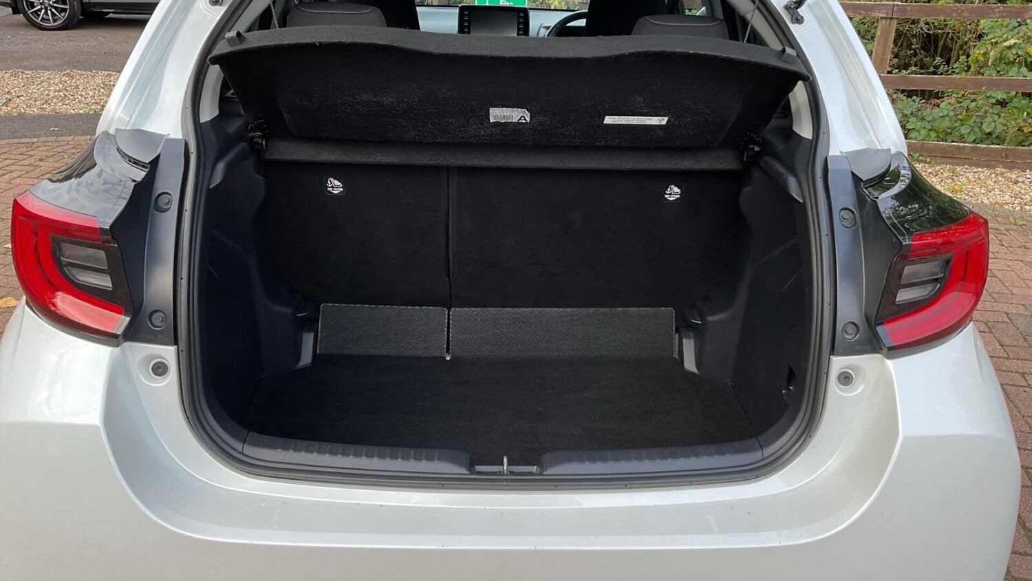 Used Toyota Yaris 2022 for sale - 76674750: Photo 16