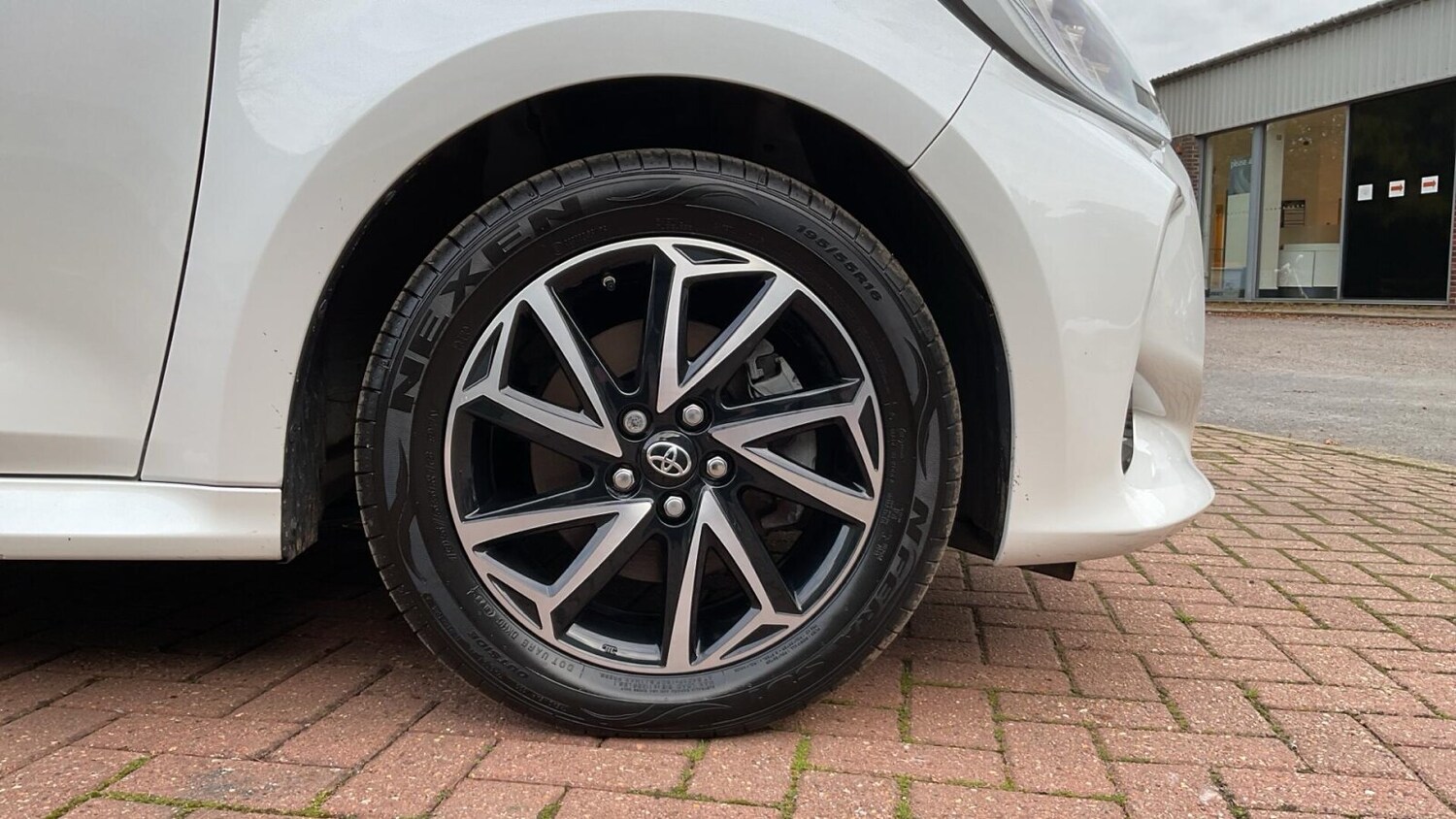 Used Toyota Yaris 2022 for sale - 76674750: Photo 20