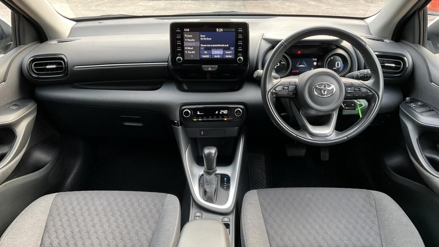 Used Toyota Yaris 2022 for sale - 76674750: Photo 7
