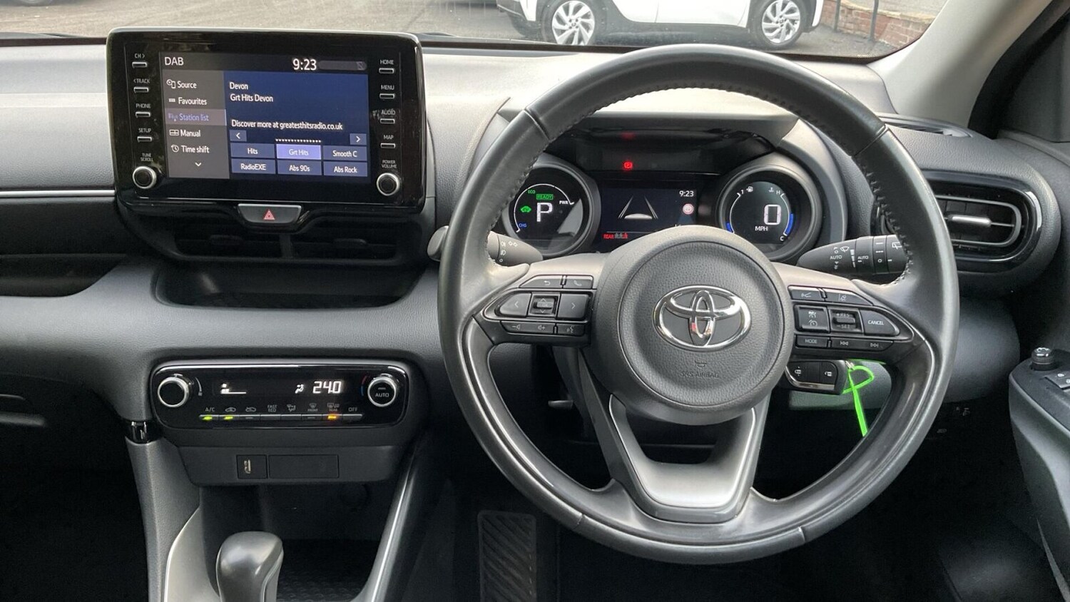 Used Toyota Yaris 2022 for sale - 76674750: Photo 8