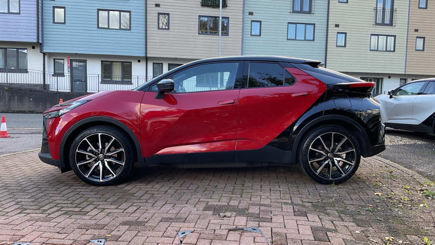 Used Toyota C-HR 2025 for sale - 76680327: Photo 19