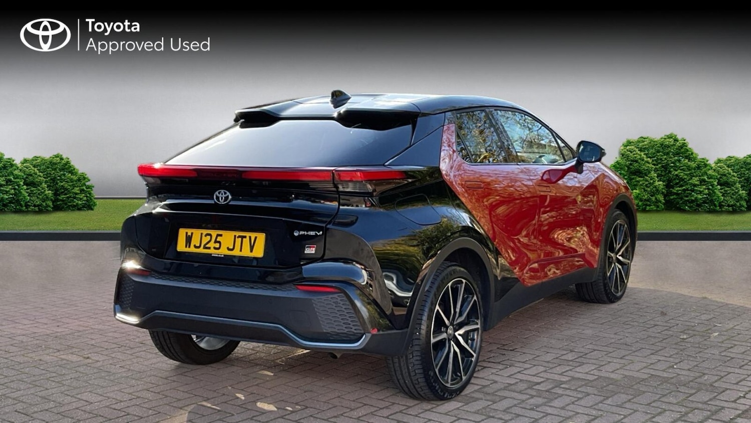 Used Toyota C-HR 2025 for sale - 76680327: Photo 2