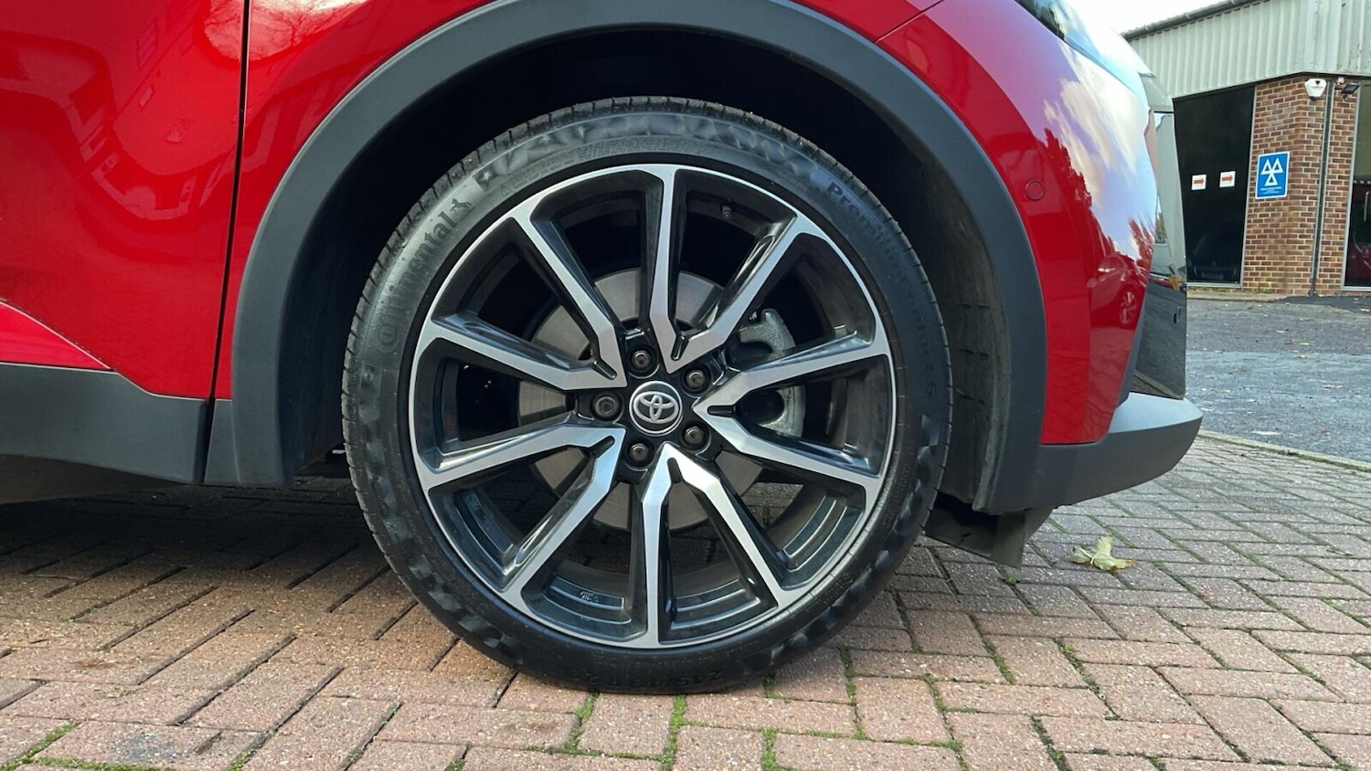 Used Toyota C-HR 2025 for sale - 76680327: Photo 20