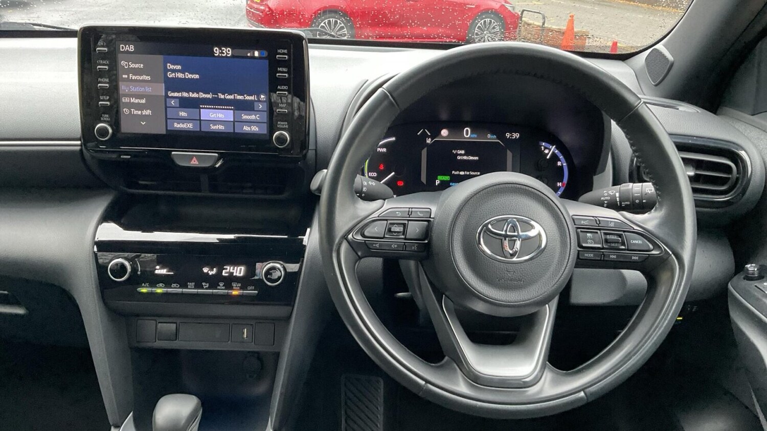 Used Toyota Yaris Cross 2021 for sale - 76674195: Photo 8