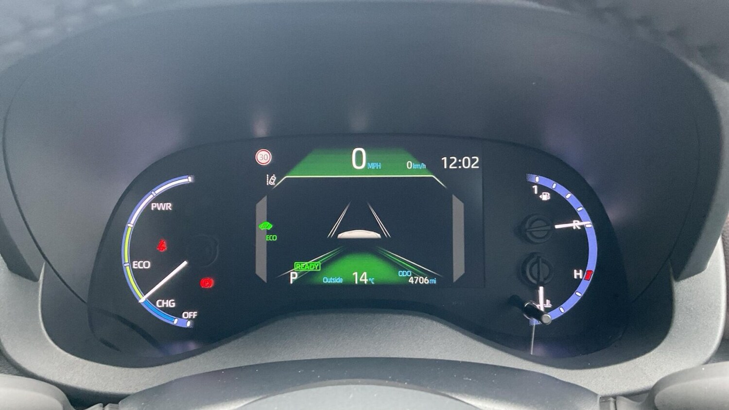 Used Toyota Yaris Cross 2024 for sale - 76677867: Photo 11