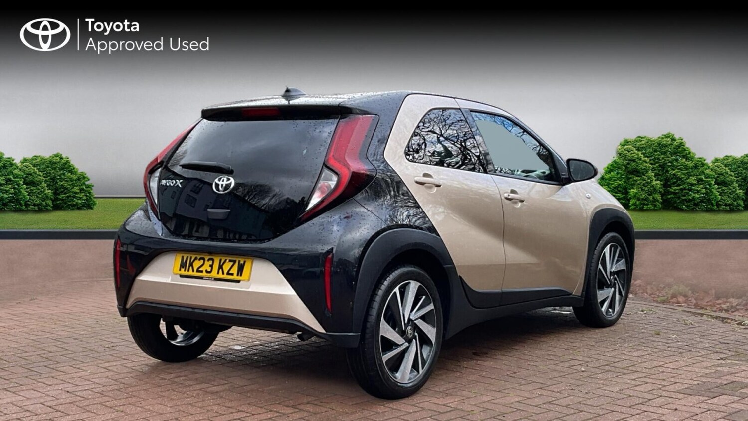 Used Toyota Aygo X 2023 for sale - 76675990: Photo 2