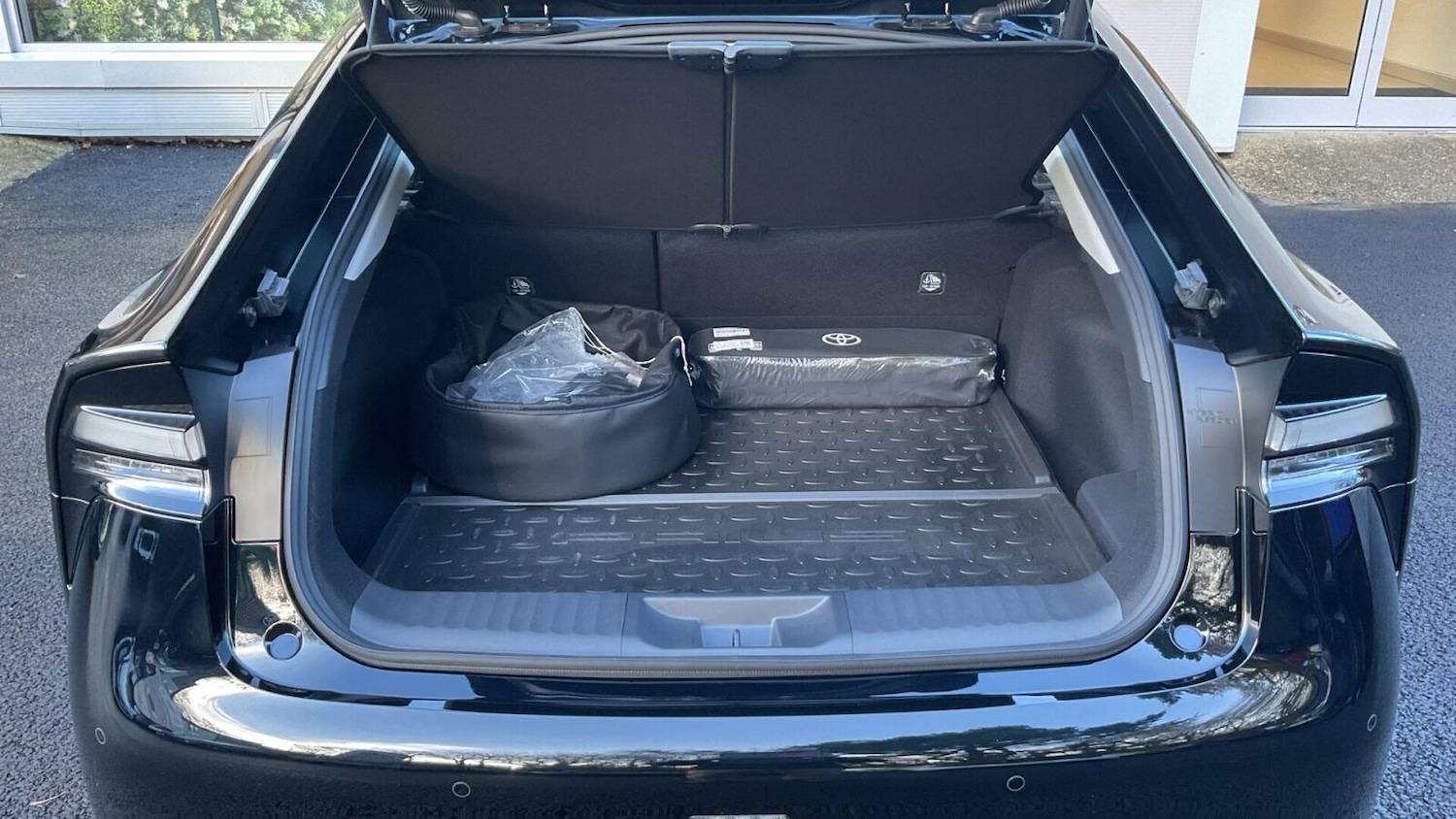 Used Toyota Prius 2025 for sale - 76971869: Photo 16