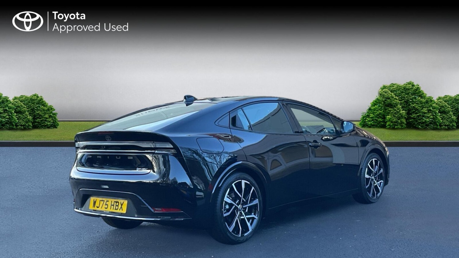 Used Toyota Prius 2025 for sale - 76971869: Photo 2