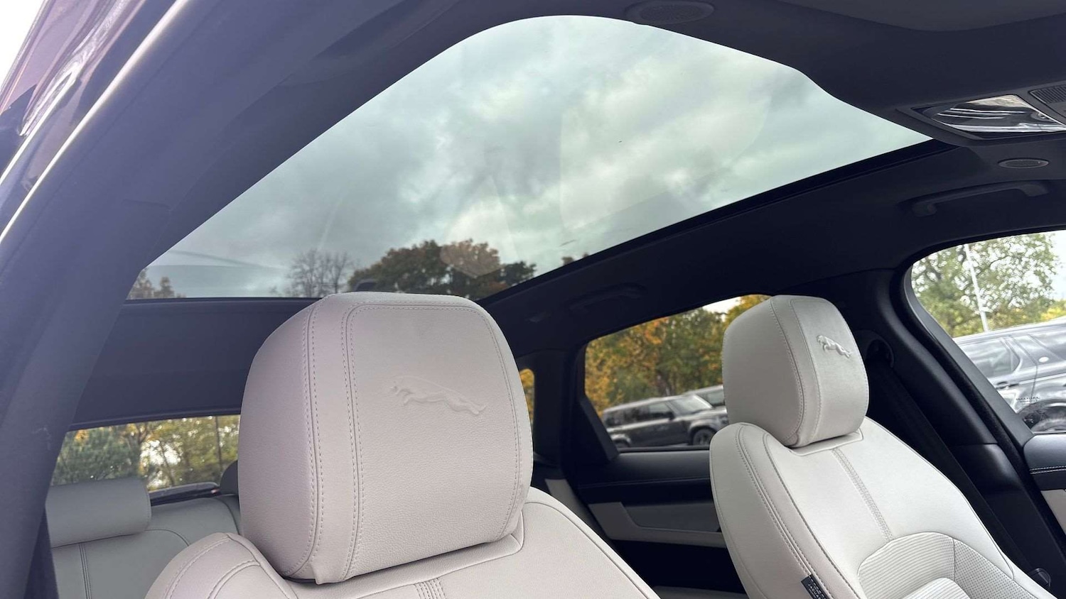 Used Jaguar F-Pace 2023 for sale - 76459935: Photo 22