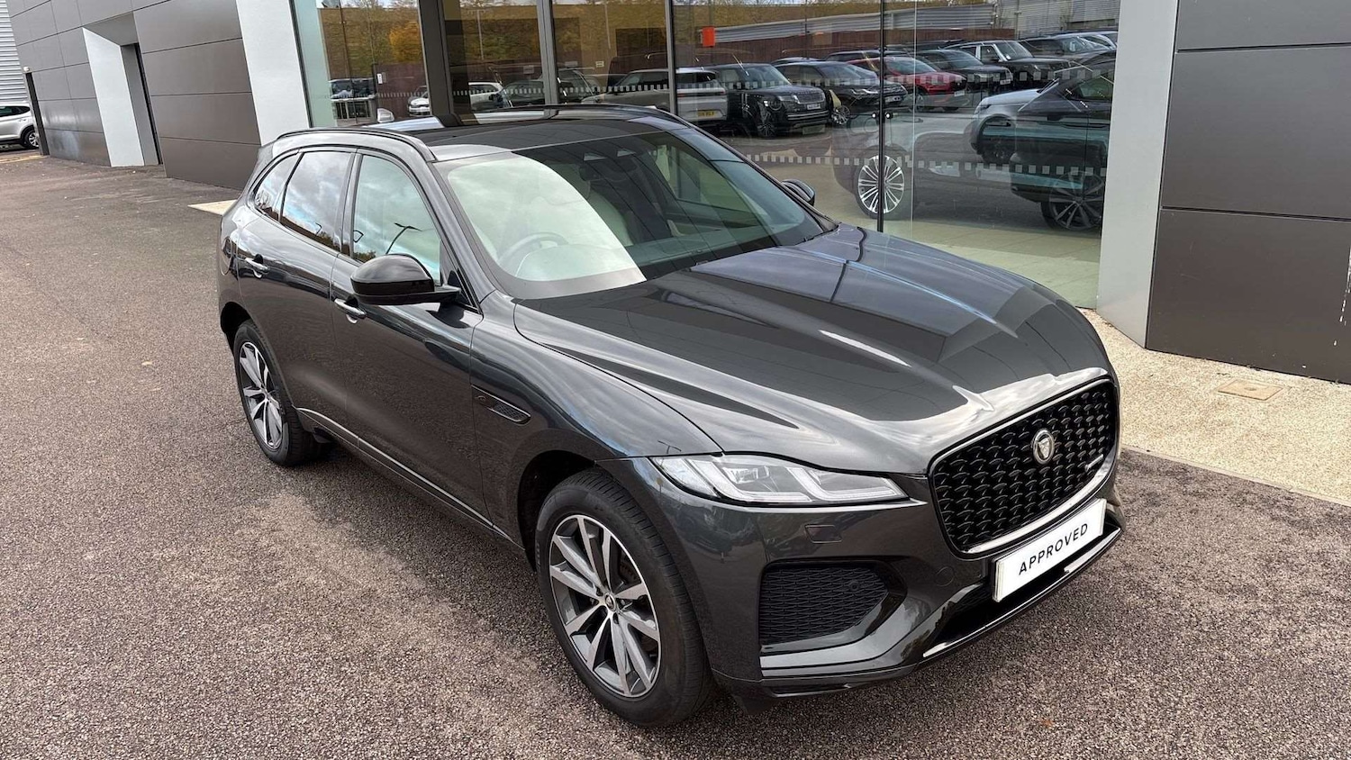 Used Jaguar F-Pace 2023 for sale - 76459935: Photo 24