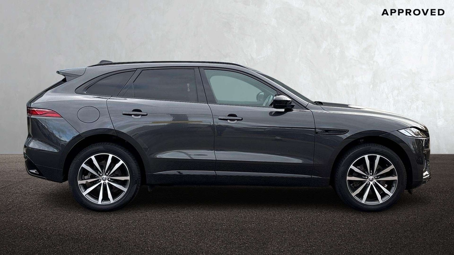 Used Jaguar F-Pace 2023 for sale - 76459935: Photo 5