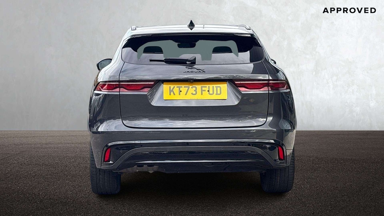 Used Jaguar F-Pace 2023 for sale - 76459935: Photo 6