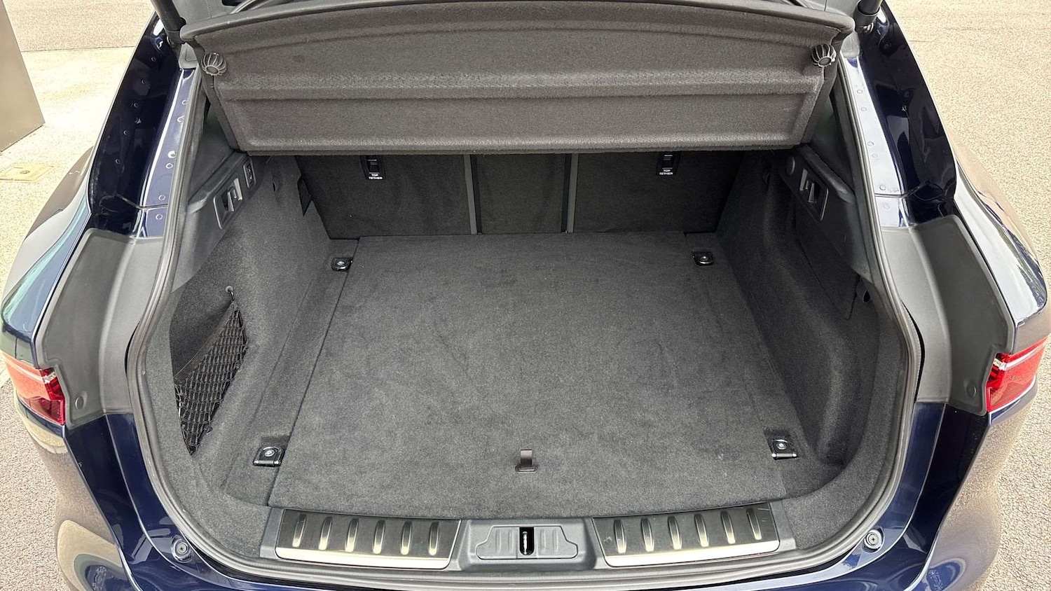 Used Jaguar F-Pace 2023 for sale - 76460322: Photo 10