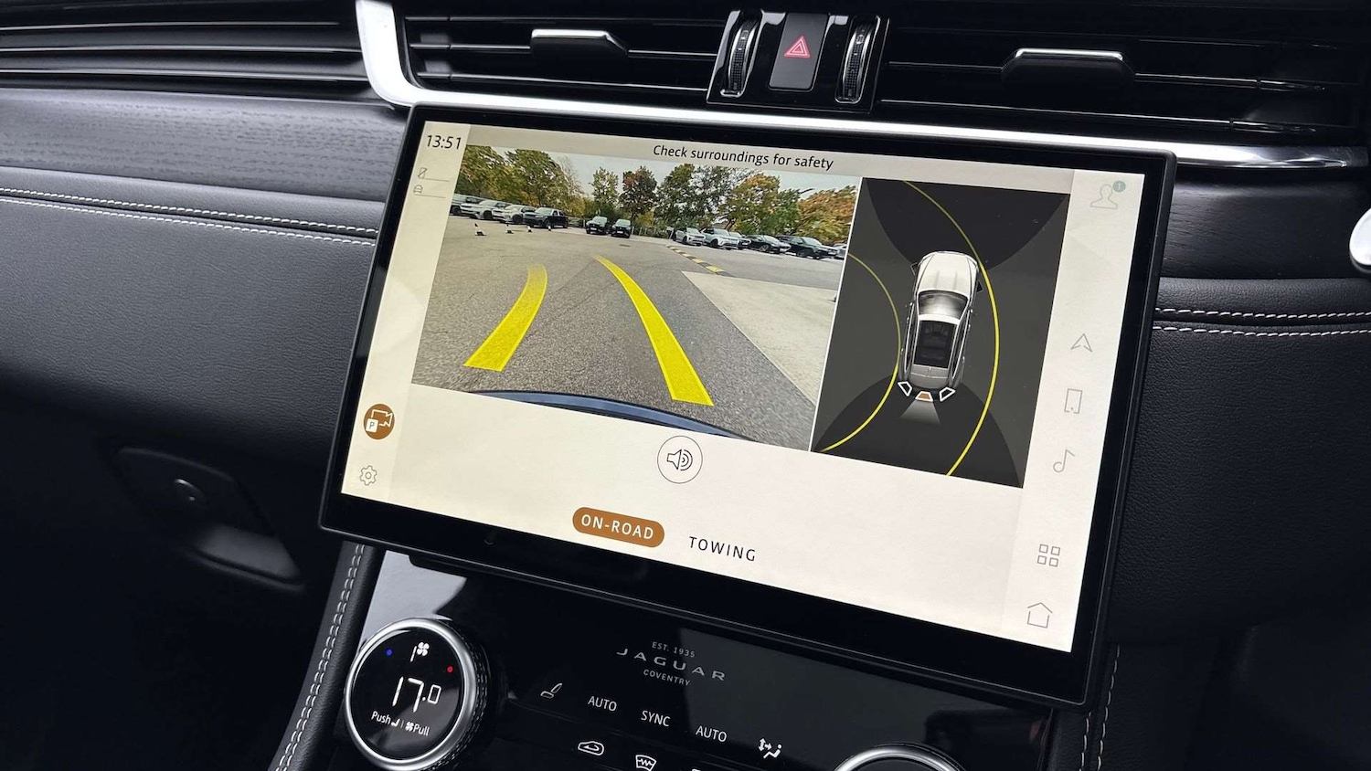 Used Jaguar F-Pace 2023 for sale - 76460322: Photo 12