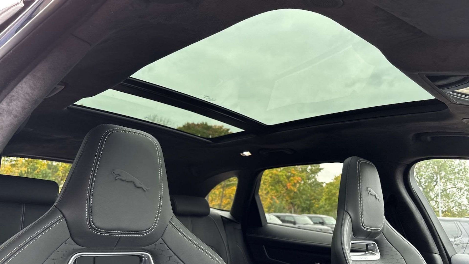 Used Jaguar F-Pace 2023 for sale - 76460322: Photo 22