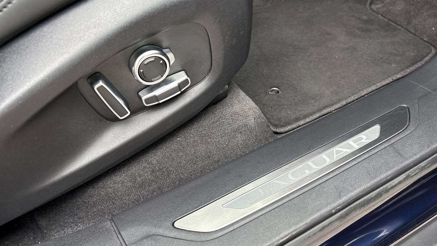 Used Jaguar F-Pace 2023 for sale - 76460322: Photo 23