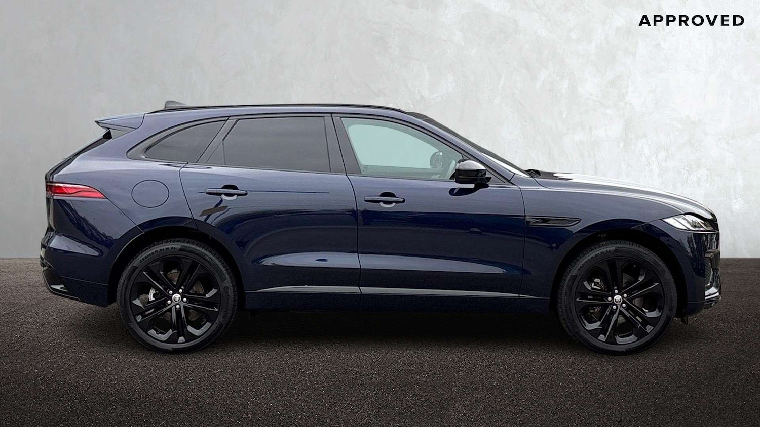 Used Jaguar F-Pace 2023 for sale - 76460322: Photo 5