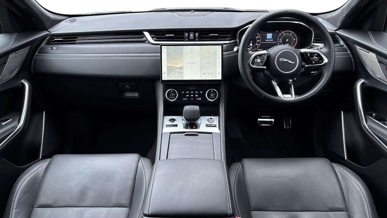 Used Jaguar F-Pace 2023 for sale - 76460322: Photo 9