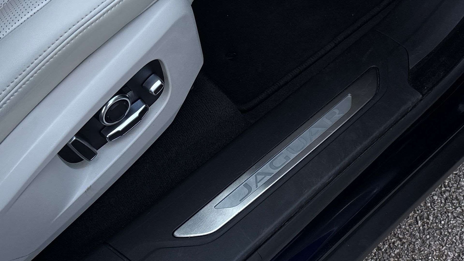 Used Jaguar F-Pace 2024 for sale - 77928817: Photo 23