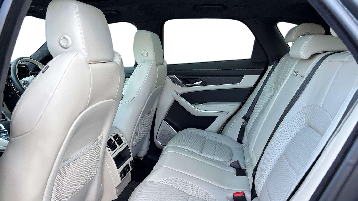 Used Jaguar F-Pace 2024 for sale - 77928817: Photo 4