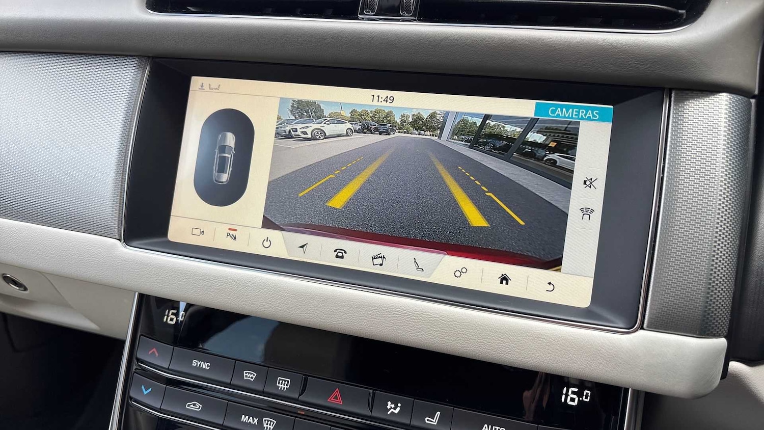 Used Jaguar XF 2018 for sale - 76460662: Photo 12