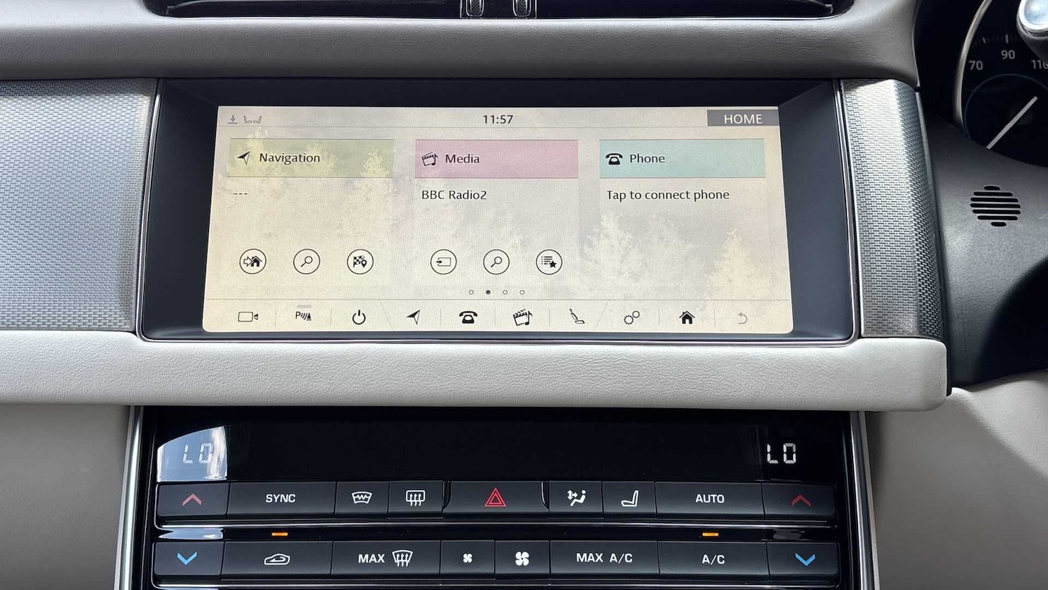 Used Jaguar XF 2018 for sale - 76460662: Photo 14