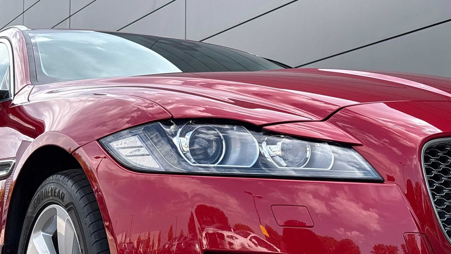 Used Jaguar XF 2018 for sale - 76460662: Photo 17