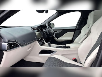 Used Jaguar F-Pace 2019 for sale - 78707303: Photo
