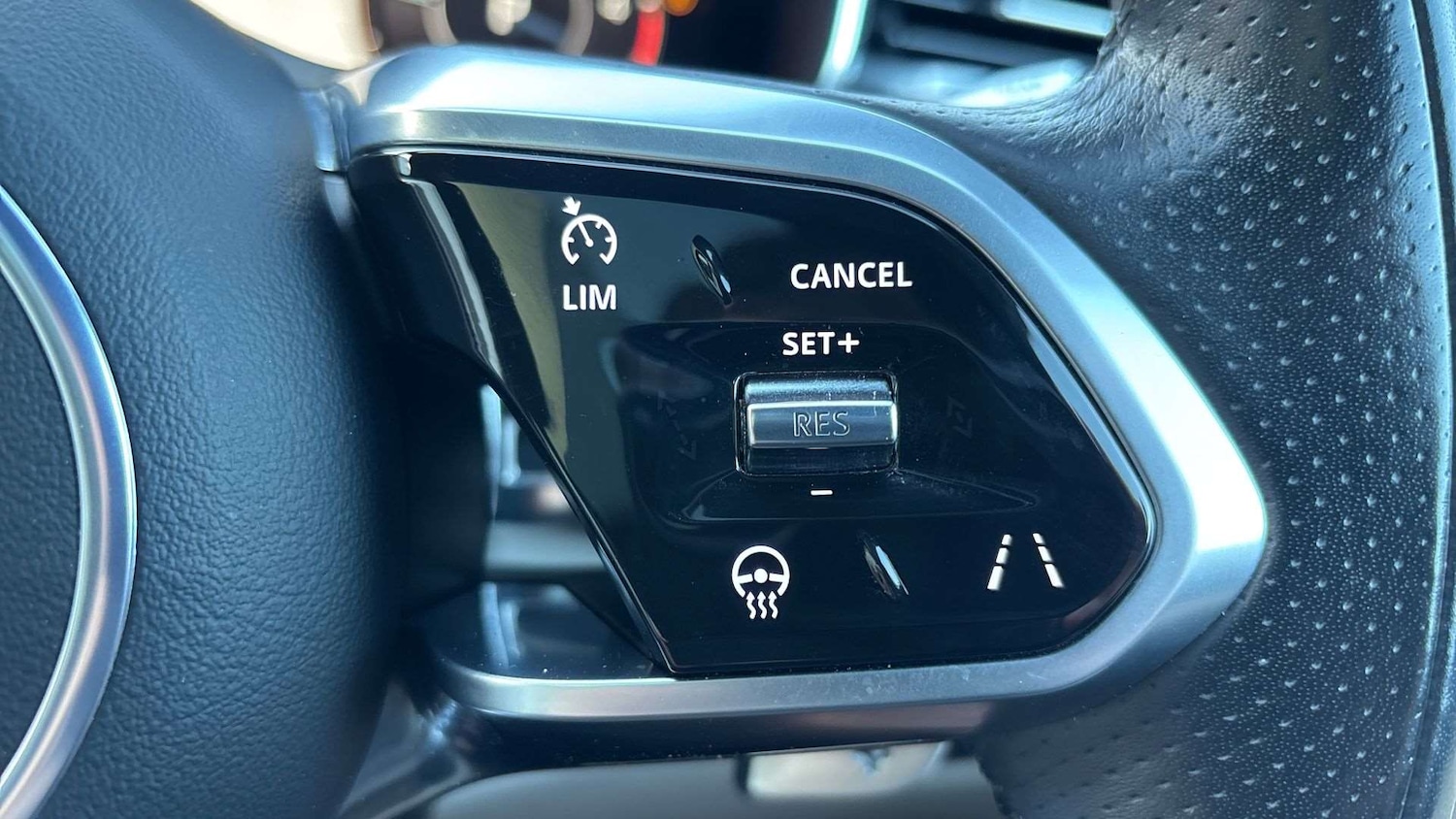 Used Jaguar F-Pace 2021 for sale - 76459937: Photo 28