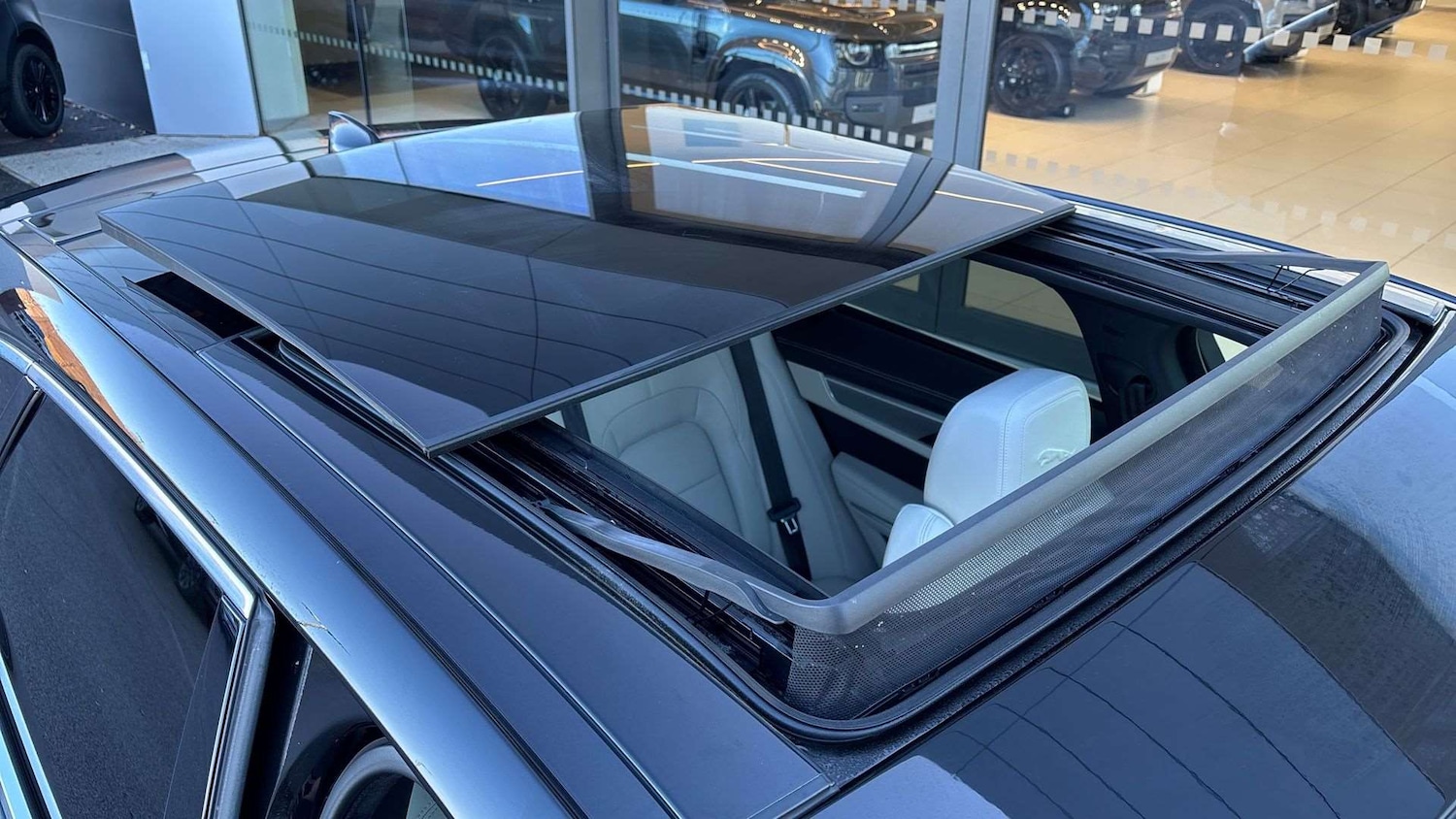 Used Jaguar F-Pace 2021 for sale - 76459937: Photo 30