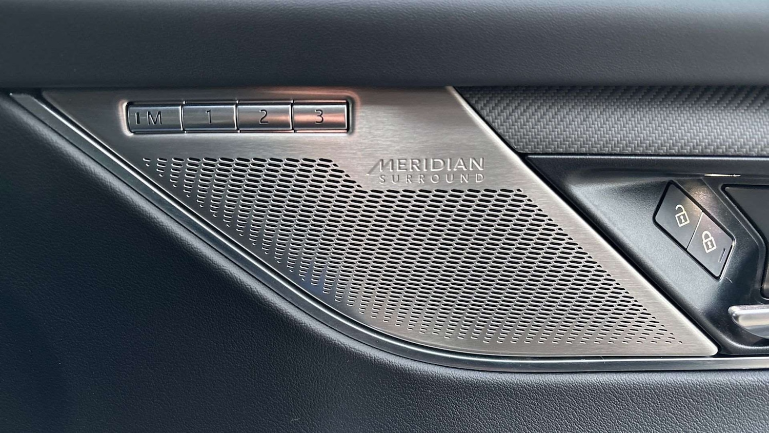 Used Jaguar F-Pace 2022 for sale - 77134940: Photo 32