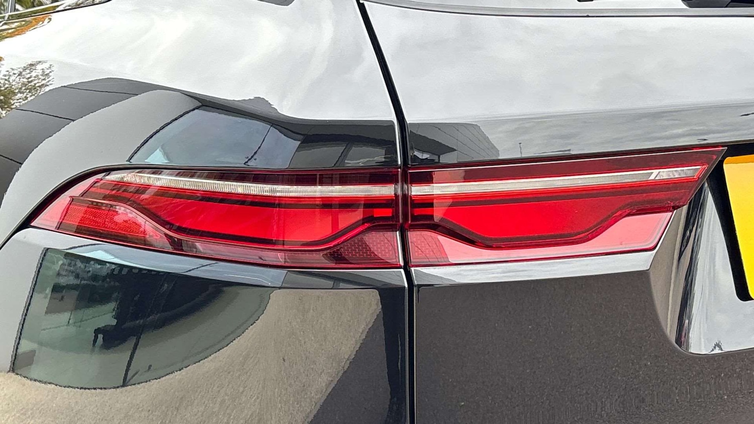 Used Jaguar F-Pace 2023 for sale - 76460400: Photo 19